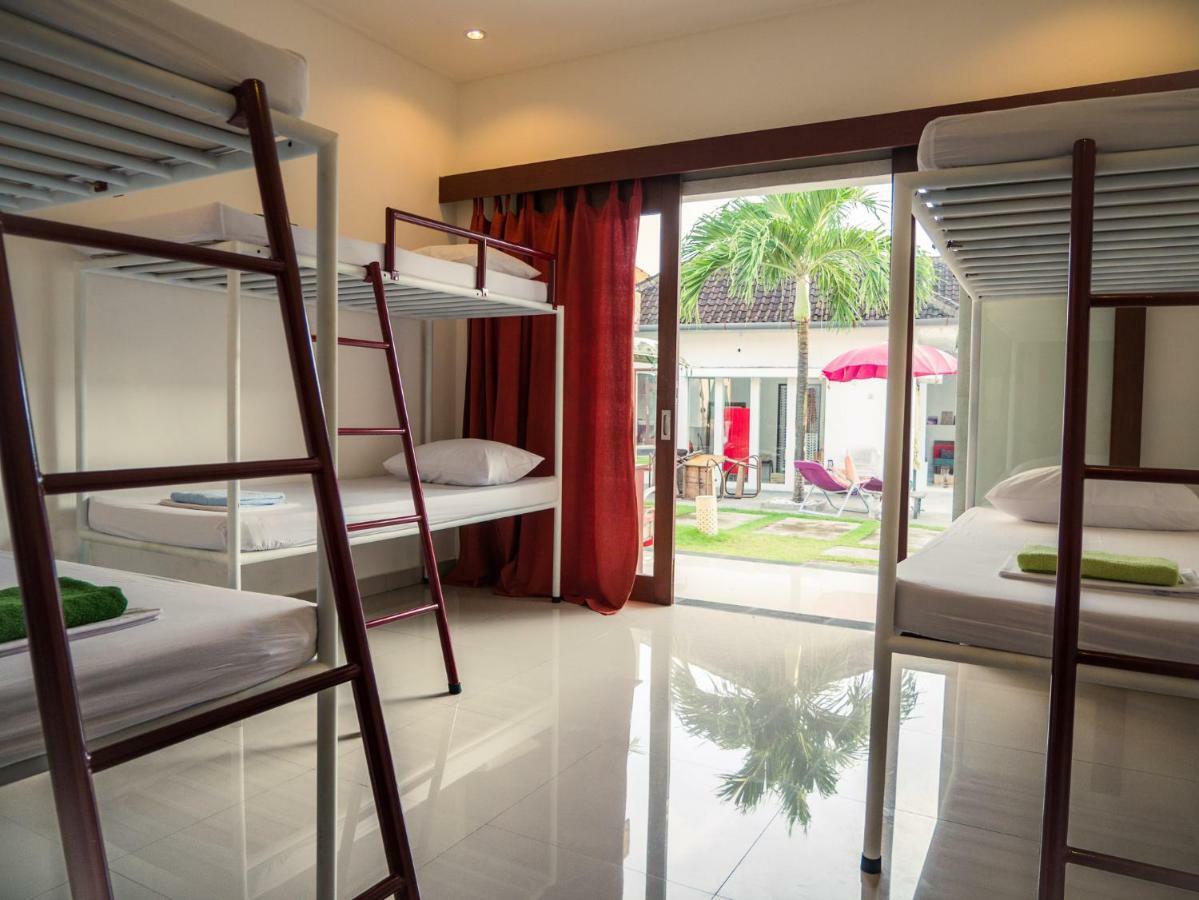 La Boheme Canggu Albergue Exterior foto